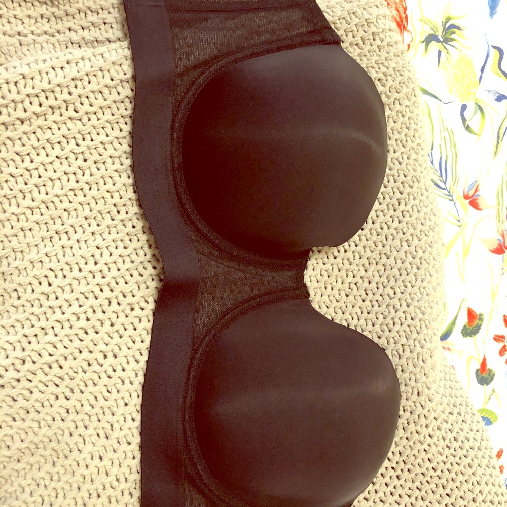 Strapless bra